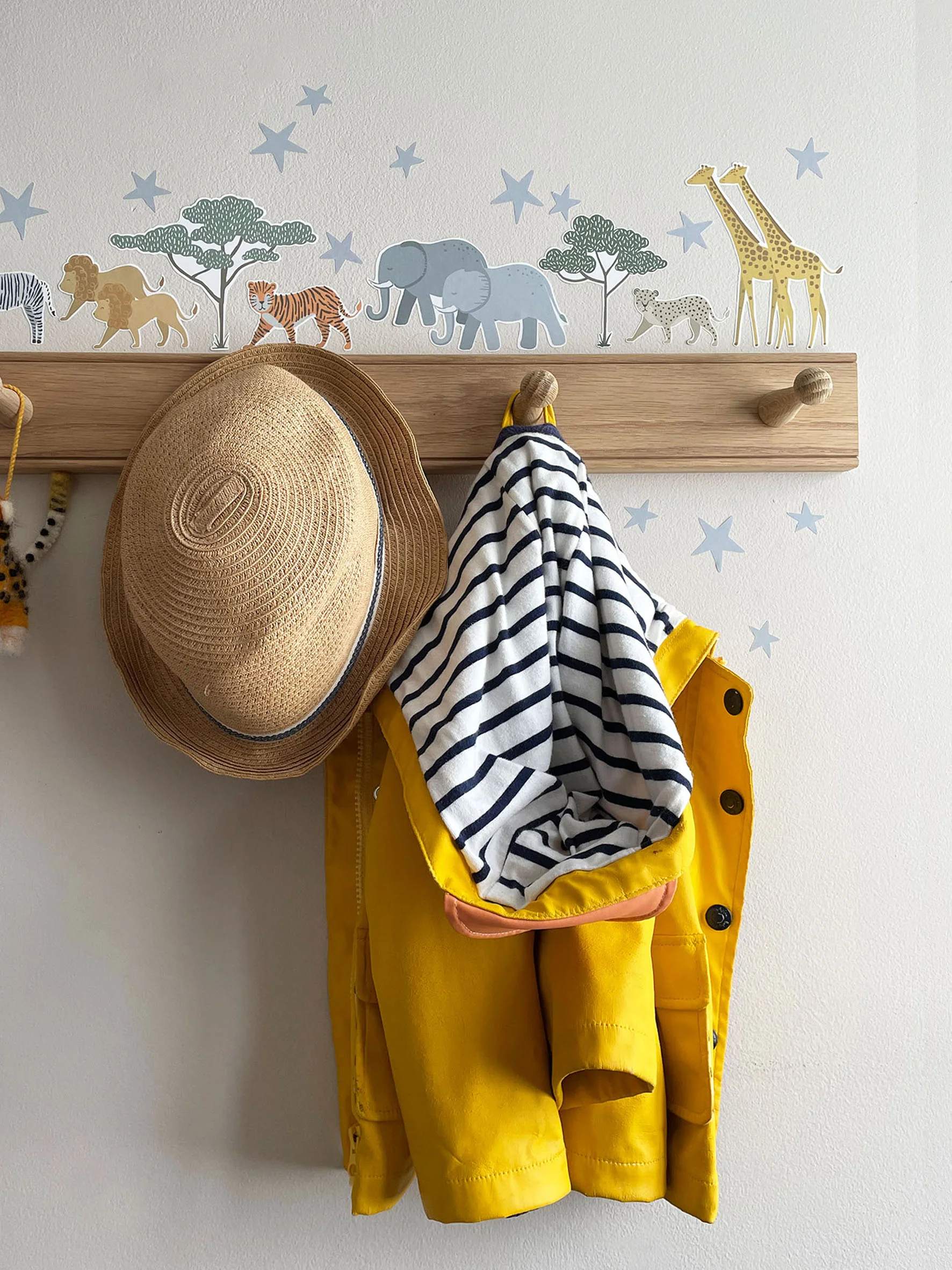 Safari Animal Wall Stickers - Eco-Friendly, Removable & Reusable Decals for Kids' Bedrooms, Playrooms & Nurseries - Image 4